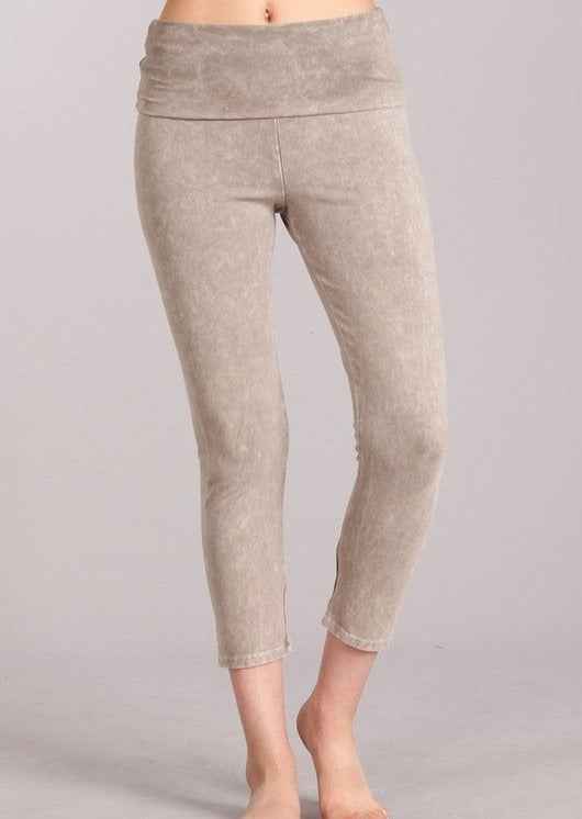 Easy Fit USA Cotton Capri Leggings - High-Quality Comfort Made in USA