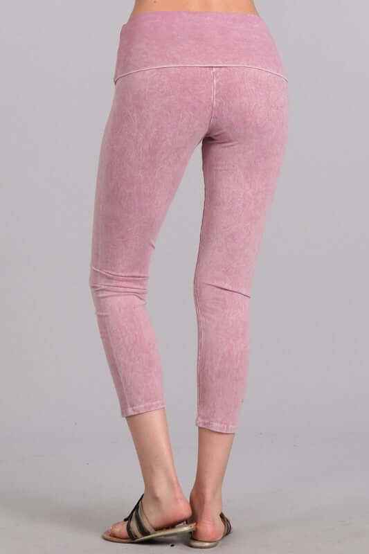 Rose Lilac Capri Leggings - Mineral Washed Comfort and Style