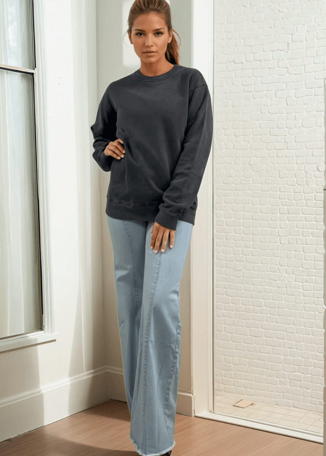 Brynlee Heavyweight Crew Neck Fleece Sweatshirt - Comfort and Style Combined