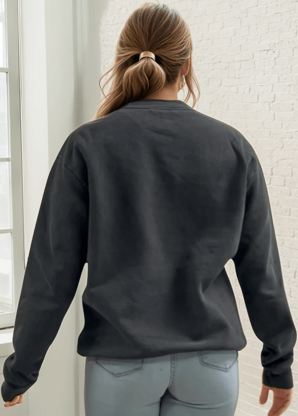 Brynlee Heavyweight Crew Neck Fleece Sweatshirt - Comfort and Style Combined