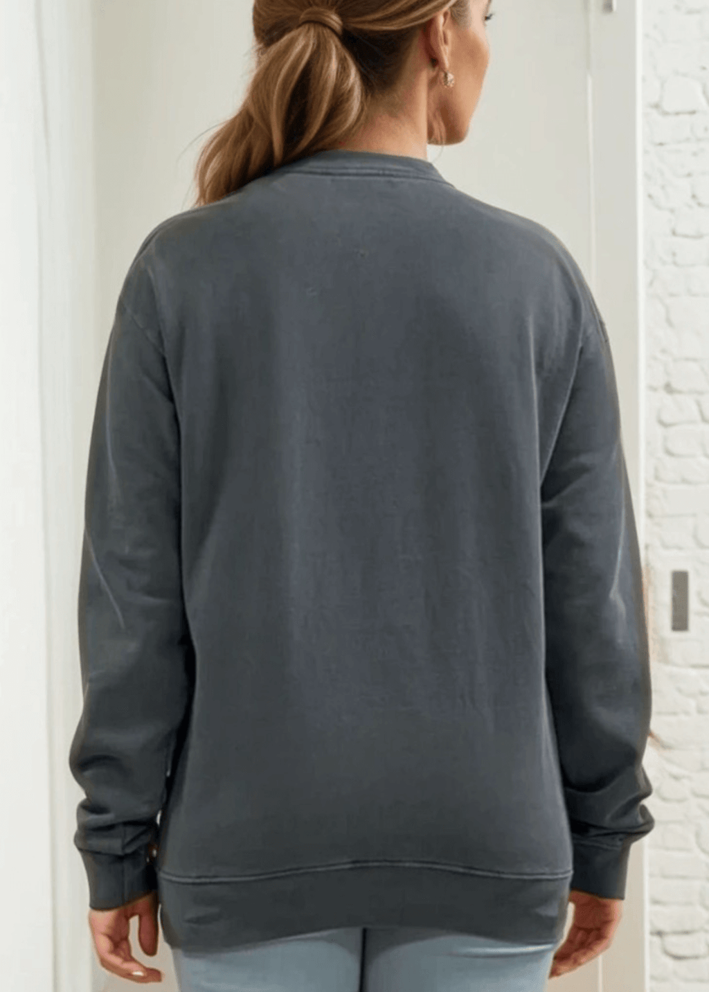 Brynlee Heavyweight Crew Neck Fleece Sweatshirt - Comfort and Style Combined