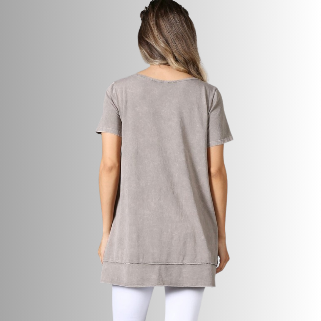 Relax in Style Cotton V-Neck Top for Comfort and Versatility