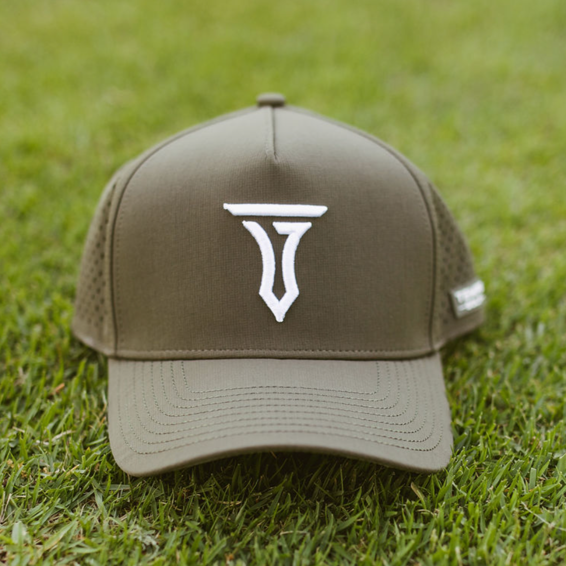 Iconic T 5 Panel Snapback Hat - Stylish Green Hat for All Occasions