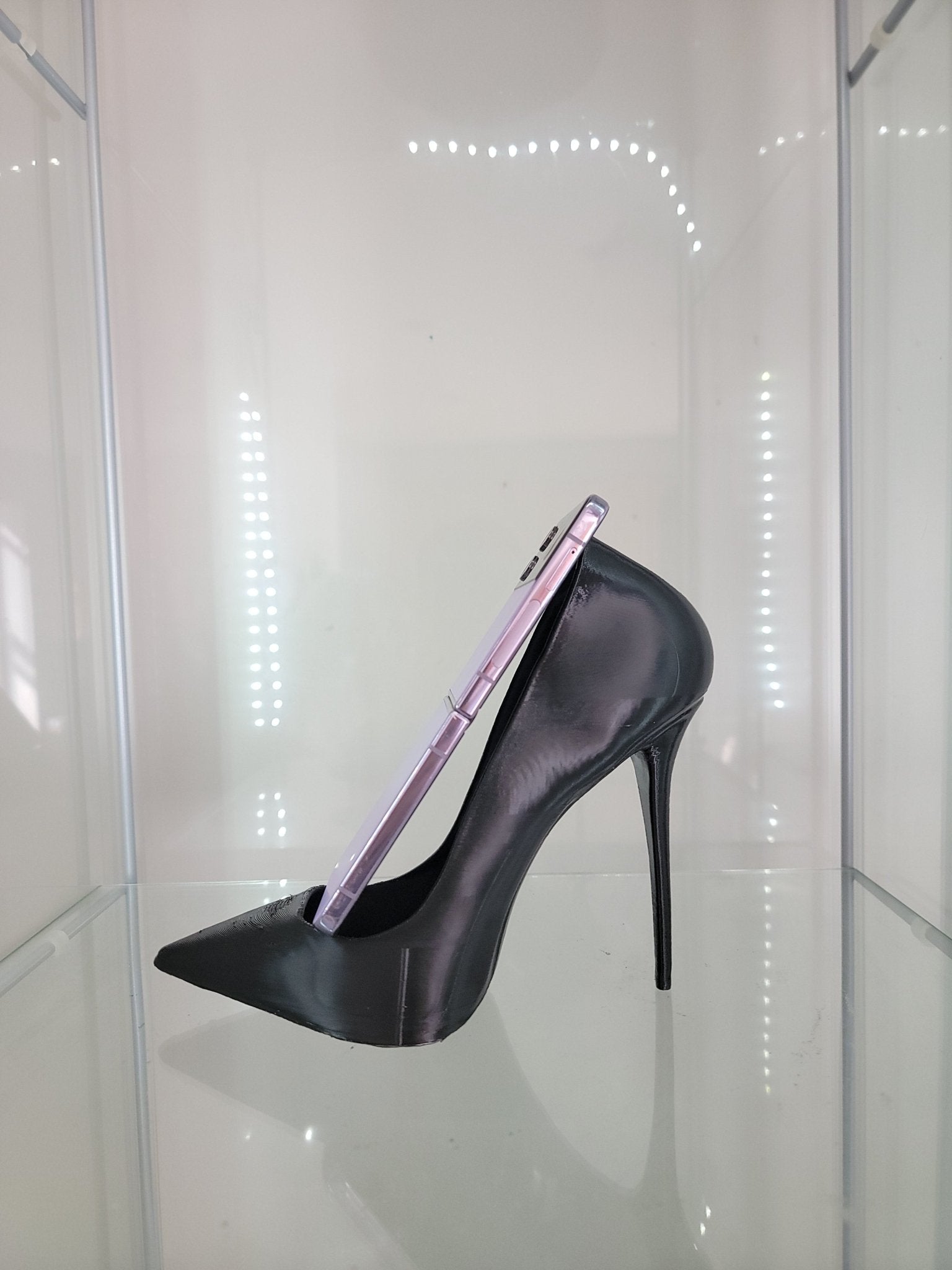 Elegant 3D-Printed High Heel Phone Holder Stand - RFE Marketing Ventures