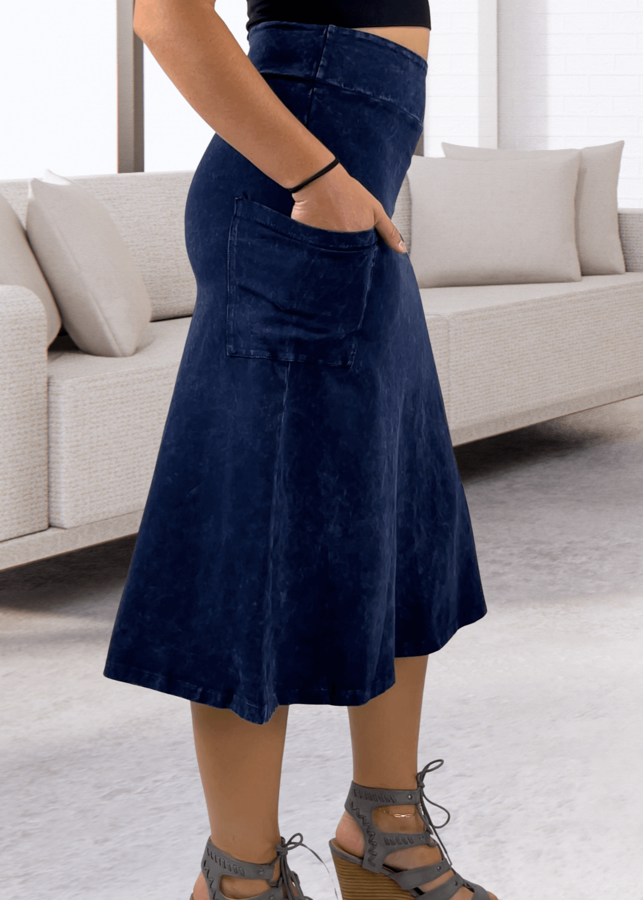 Alyssa Cotton Skirt Dark Grey-Blue Denim - Stylish and Versatile Fashion Essential